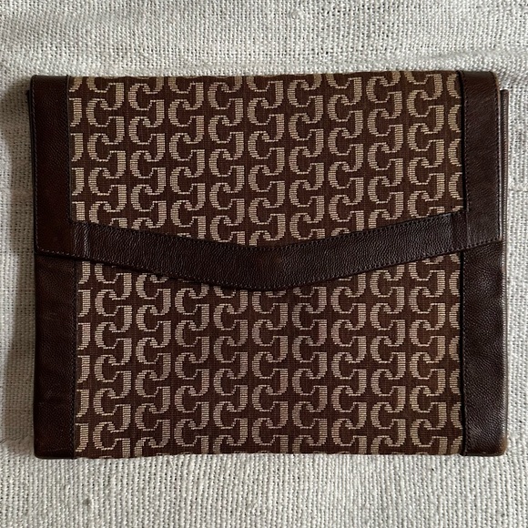 VINTAGE CHARLES JOURDAN ENVELOPE CLUTCH - Picture 1 of 5